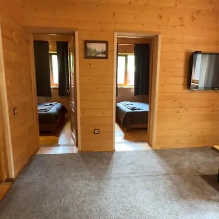 Pid Dubom карпати під дубом 4*