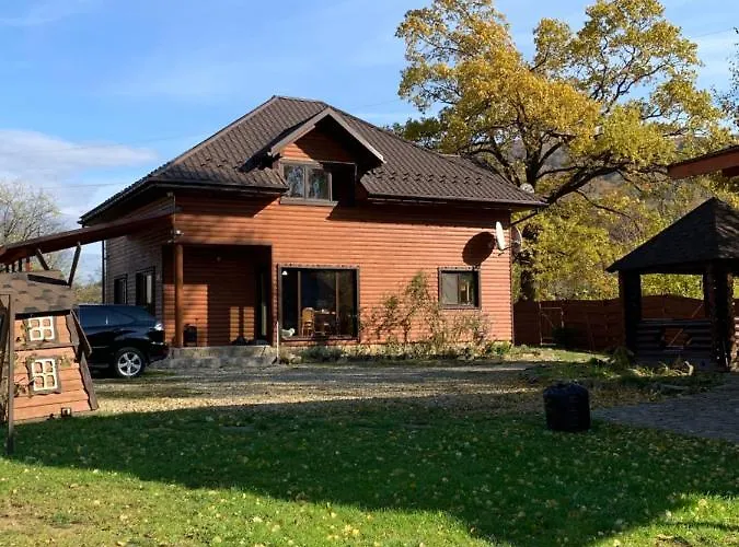 Pid Dubom карпати під дубом 4*