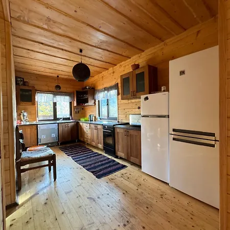 Maison d'hôtes Pid Dubom карпати під дубом