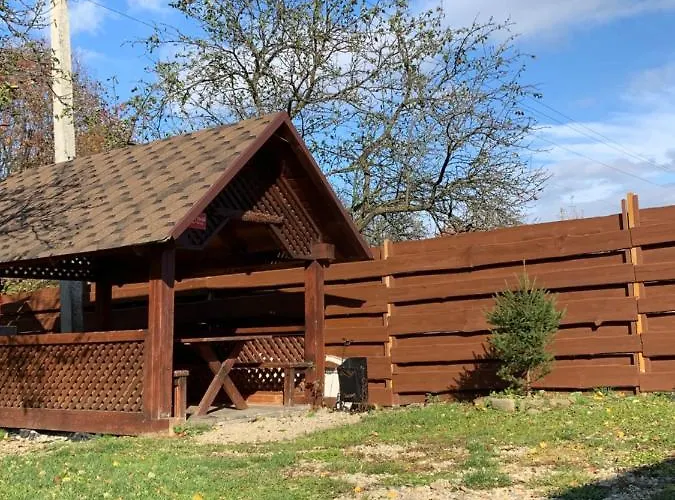 Maison d'hôtes Pid Dubom карпати під дубом