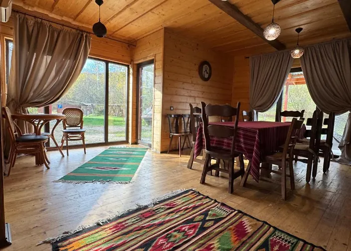 Maison d'hôtes Pid Dubom карпати під дубом